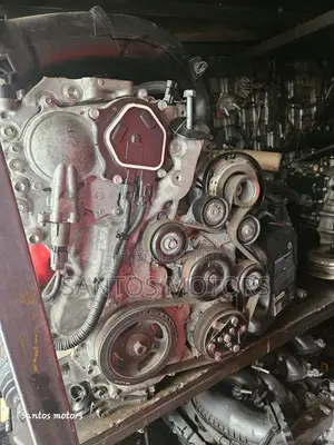 Injini ya Nissan Serena MR20