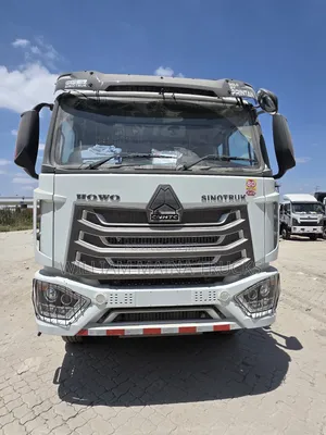Sinotruk Howo NX 6x4 Prime Mover RHD