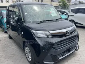 Toyota Tank 1.0 FWD Hatchback 2019 Nyeusi
