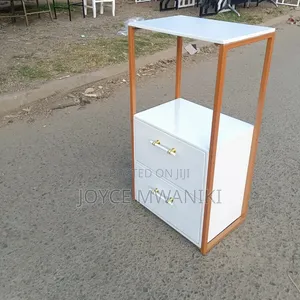 Droo ya Kisasa ya Ofisi au Saluni