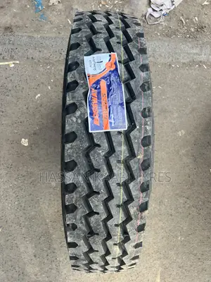 Tairi ya Bossway 11R22.5 Nafasi Zote