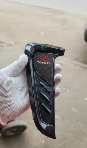 Gloss Black Side Fender Air Vents (Subaru/Toyota)