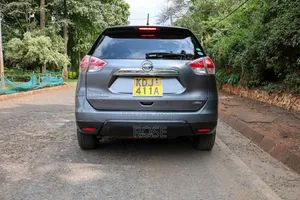 Nissan X-Trail 2015 Kijivu