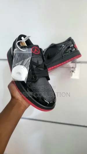 Nike Air Jordan 1 Low 'SP Gina' Sneakers