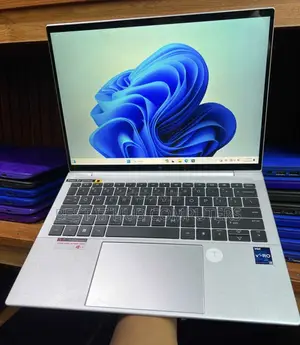 HP Elite Dragonfly G3 Laptop 32GB RAM, Intel Core i7, 512GB SSD
