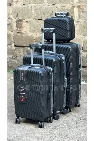 4-in-1 Luxurious Unbreakable Suitcase Set