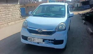 Daihatsu Mira 2014 Bluu