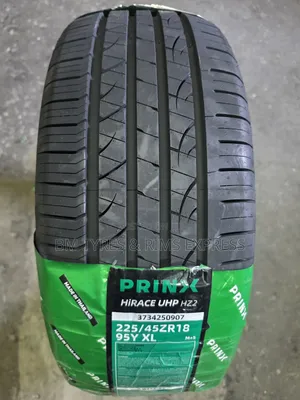 Prinx 225/45 R18 Tire