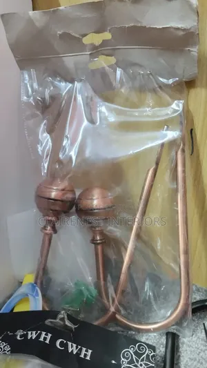 Vishikilia Pazia vya Rangi ya Shaba