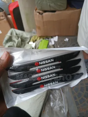 Vilinda Milango vya Nissan