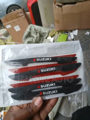 Seti 4 za Vilinda Milango vya Suzuki