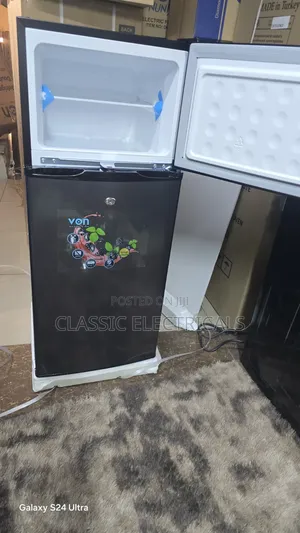 Von 125L Double Door Refrigerator