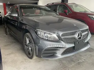 Mercedes-Benz C200 2020 Rangi Kijivu