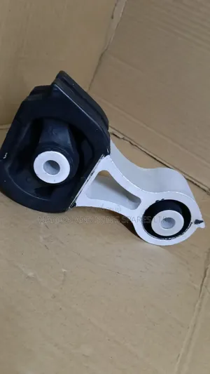 Honda Vezel RU1-RU4 Rear Mounting