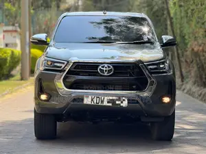 Toyota Hilux 2025 Double Cabin