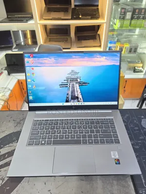 HP ZBook Studio 15 G7 Workstation 32GB 1TB SSD