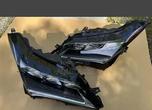 Taa ya Mbele ya Lexus RX450h Xenon Koito