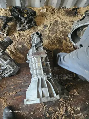 Toyota Hiace 7L Manual Gearbox