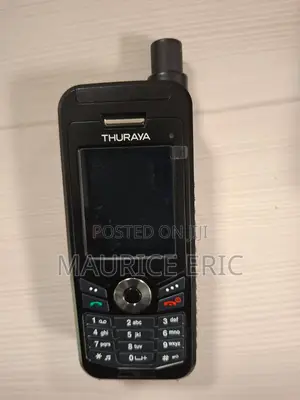 Thuraya XT 16GB Nyeusi