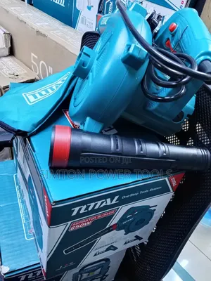 TOTAL 650W Aspirator Blower TB6036