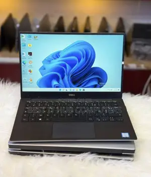 Dell XPS 13 9350 Intel Core i5 8GB RAM 256GB SSD