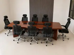 Meza ya Mkutano ya Bodi ya Watendaji na Viti vya Ergonomic Mesh