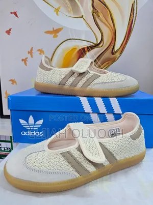 Viatu vya Adidas Samba Jane Straw Collection