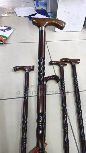 Bakora za Harusi za Ruracios za Mbao Rangi Nyeusi/Kahawia