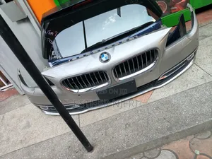 Bumper ya Mbele ya BMW