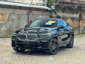BMW X6 2020 Nyeusi