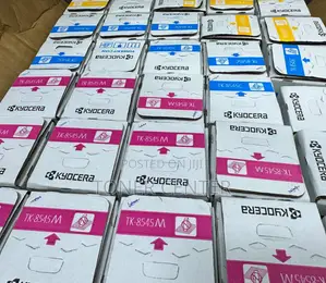 Kyocera TK-8545M Toner ya Magenta Inayodumu Muda Mrefu