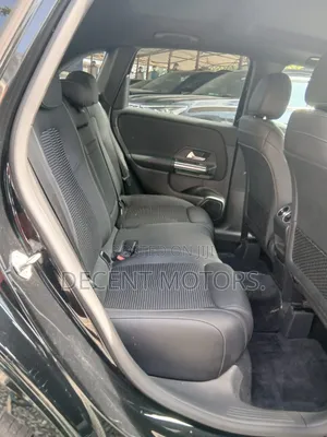 Mercedes-Benz B-Class B180 2019 Nyeusi