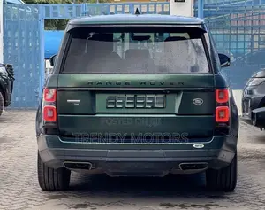 Range Rover 2020 Kijani