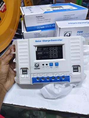 Solarmax 60A PWM Solar Charge Controller 12V/24V
