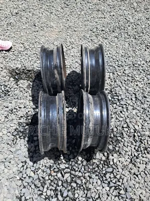 Rimu za Chuma Asili Kutoka Japan Ukubwa 15, Mashimo 4
