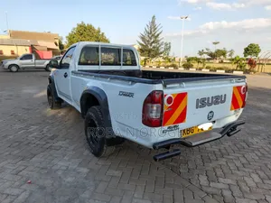 Isuzu D-MAX 2008 Nyeupe