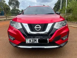 Nissan X-Trail 2016 Nyekundu