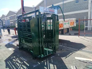 Mtego Mzito wa Ng'ombe (Cattle Squeeze Chute)