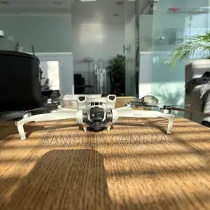 DJI Mini 3 Fly More Combo na DJI RC, Betri 3