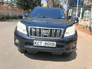 Toyota Land Cruiser Prado 2012 Nyeusi