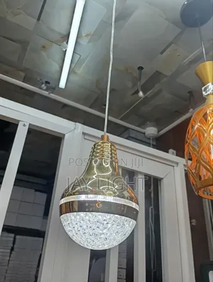 Taa za Kuning'inia Ndogo za Chandelier za LED za Chuma Zenye Rangi ya Dhahabu