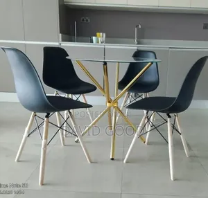 Round Dining Table and Chair
