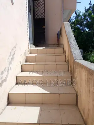 Apartment ya Vyumba 2 vya Kulala Inapangishwa Ratna, Mtambo