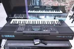 Yamaha PSR-E473 Kinanda cha Kidijitali chenye Funguo 61