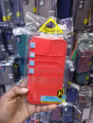 Kifuniko Chekundu cha Simu cha Silicone chenye Kishikilia Kadi na Kinga ya Kamera