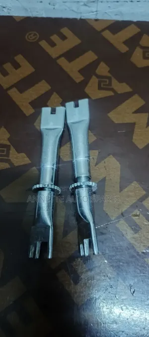 Kirekebisha Kiatu cha Breki ya Ngoma ya Nyuma