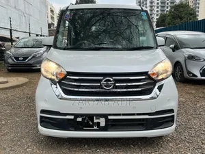 Nissan Dayz Roox 2018 White