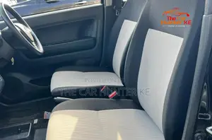 Daihatsu Mira 2019 Nyeusi