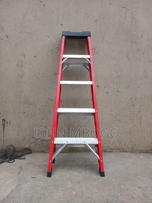 Single Fiberglass Step Ladder