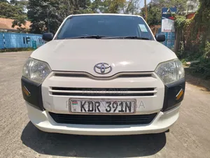 Toyota Probox 2017 Nyeupe